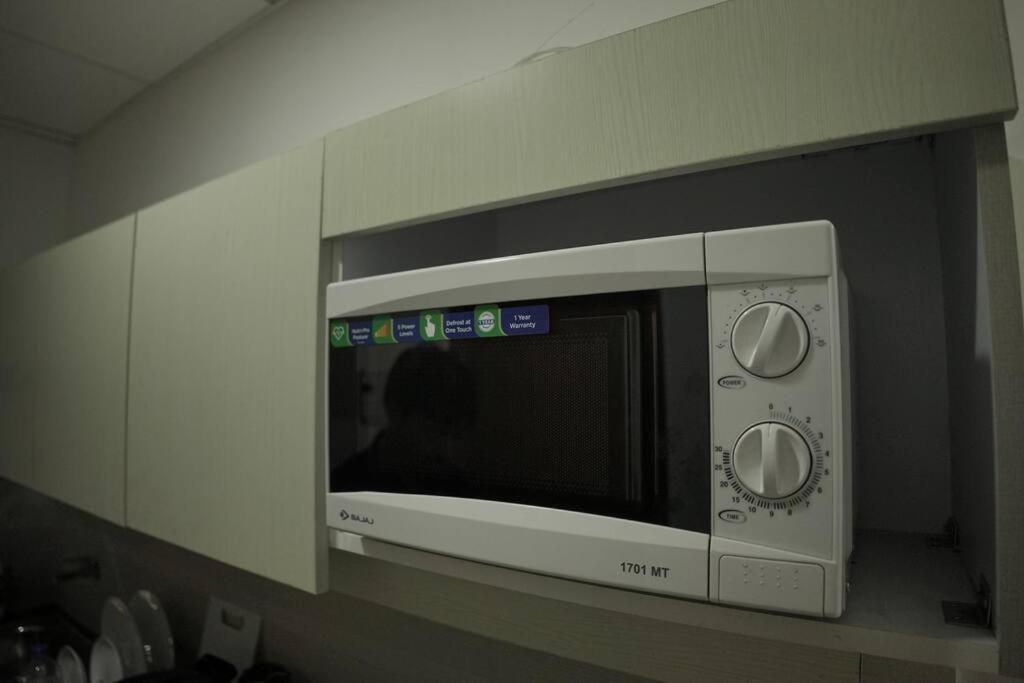 Luxury Apartment Near Pari Chowk Greater Noida Exteriör bild