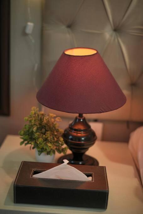 Luxury Apartment Near Pari Chowk Greater Noida Exteriör bild
